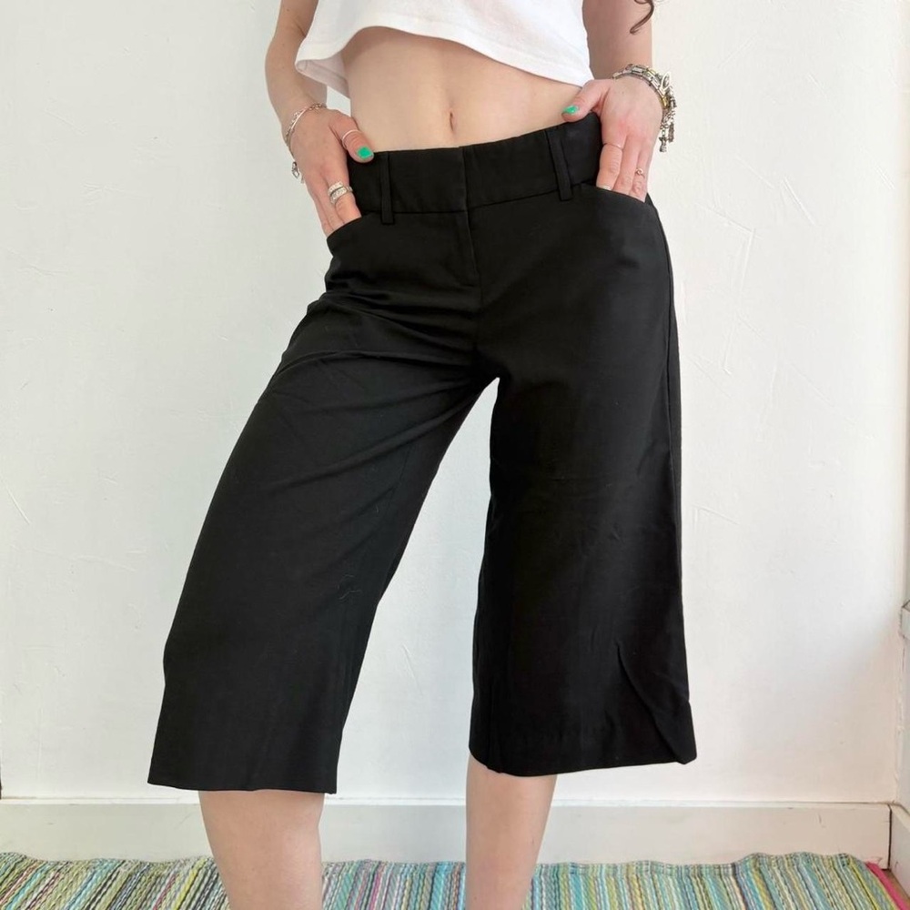 Y2K black low rise wide leg cropped culotte dress pants by Express